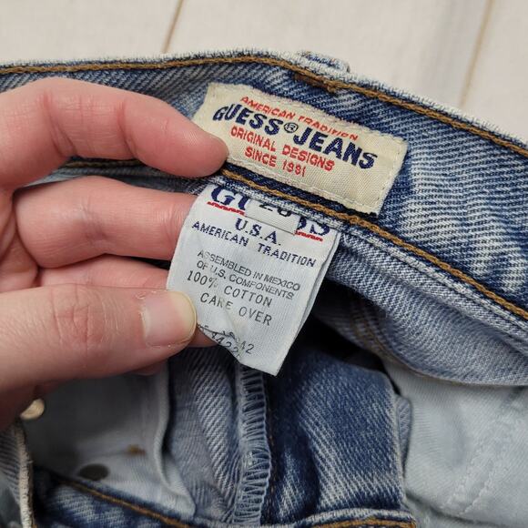 Vintage Guess jeans high rise cut off jean denim hot shorts USA - Picture 7 of 9